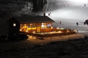 Chaty Hldočín, Uhliská, Ostražica, Zmrazov