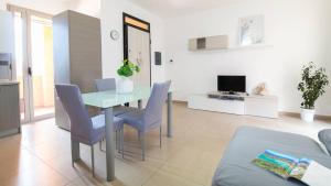 Ale Home- wifi & parking
