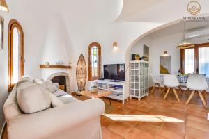 AITANA - Managed by Almarina