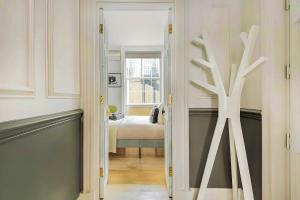 Welcome London - Stay at The Piazza!