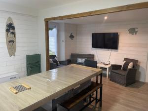 Maison avec Salle Cinéma, à pieds des commerces