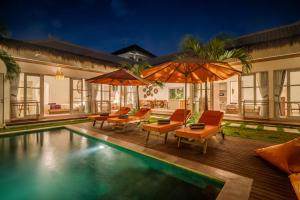 Villa Vaimala 4BR Pool Tropical Home Seminyak