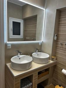 Hephaestus by Heloni Apartments