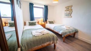 2 Neighbouring Cornish Holiday Cottages nr Bude