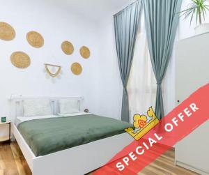 Balinese Vibe Downtown Apartment