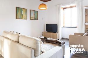 Casa da Gente by PontaNegraAzores