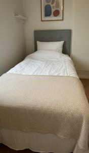 Urban Arniches, junto a Plaza Mayor