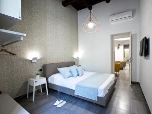 Deluxe Double Room with Balcony room in Parthenope Suite