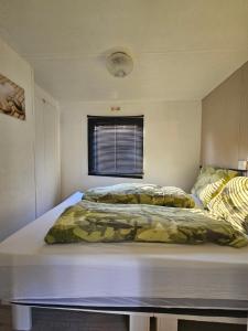 Camping Les Roussilles - Nature, Pool, Restaurant