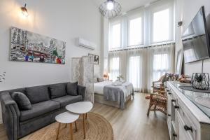Fancy Studio with Terrace & Pool - Madrid South