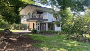 Apú House Turrúcares