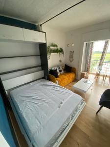 Studio avec Piscine et Vue Montagne