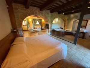 Castello Di Petroia Dimora dEpoca