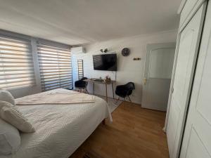 Depto Estudio Las Condes 2 personas