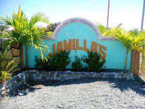 Jamillas private pool resort
