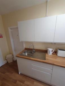 Mersey view Hotel & Pub