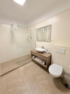 Pensiunea White Residence