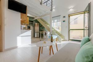 Viatzo Loft Apartment
