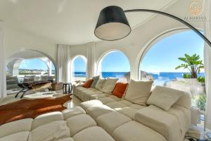 VERTIGO- Managed by Almarina