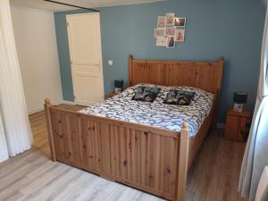 appartement en rez de jardin et terrasse dans villa