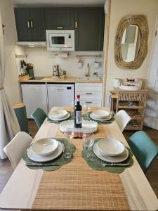 Le Trésor du Lac - Casteljaloux - Lac de Clarens - Appartement - Piscine - Parking - WIFI - Accès privée Plage - Golf - Casino - Terra Aventura - So Vélo