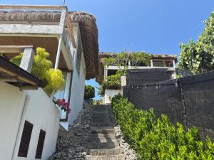 Guest suite VENUS, Boracay, cosy ocean view home