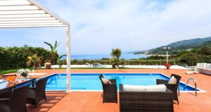 Simpson Secret - Epirus Coast