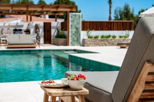 VILLA LUJO - By Almarina Villas