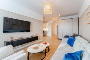 Apartament Familijny C009 - Basen Fitnes Bawialnia Parking w CENIE -Polanki Aqua- Holiday City