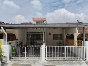 151 Wong Bentong Homestay