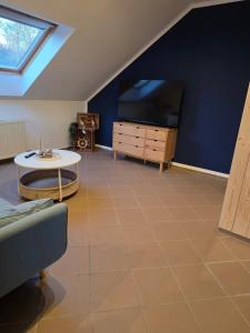 Heimathafen - große Ferienwohnung - WLAN - Parkplatz - 2 Schlafzimmer - Nähe Saarlouis