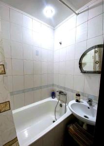 Однокімнатна квартира на проспекті Поля 12