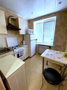 Однокімнатна квартира на проспекті Поля 12