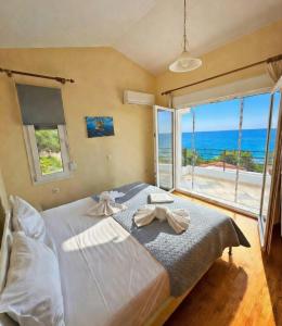 Azzuro View Villa beach front villa in Paleo Tsifliki