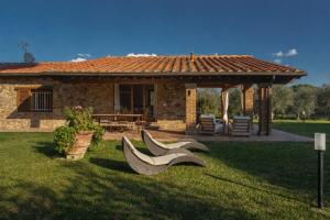 Villa Bolgheri Vermentino Castagneto Carducci
