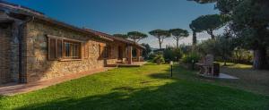 Villa Bolgheri Vermentino Castagneto Carducci
