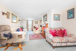 Clovelly Cottage Crantock near sandy beaches