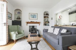 Lobster Pot Portloe views of the village and sea