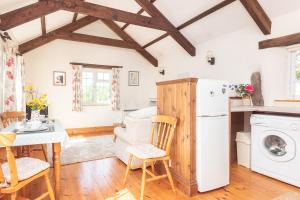 The Linhaye a cottage in the countryside