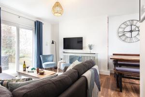 The Courtyard Kingsand small walk to the beach