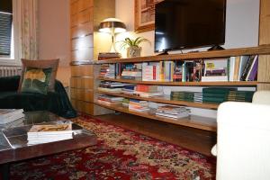 Charming Apartment in Villa Mannelli