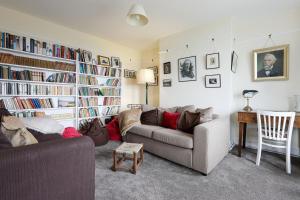 Colescus sea views and access to the sandy beach