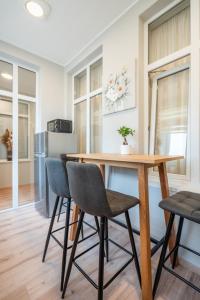 Luxurious and Comfy room with TOP Location