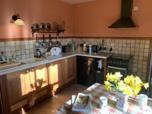 Tremerth Cottage Mousehole lovely country views