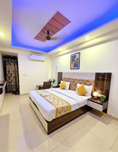 Hotel Cheston Villa At Delhi Airport