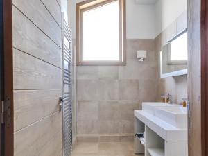 Appartement Contemporain 6 Pers, Courchevel, avec Parking & Fitness - FR-1-562-32