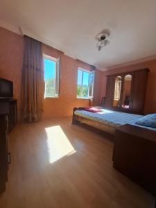 Grigoleti, Iliko Home