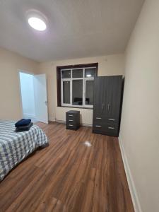ELI STAY Ensuite rooms