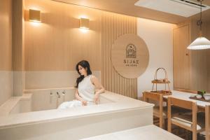 new 서면역5분,최대10인,퀸베드5개,욕실2개,65인치TV,서면 롯데백화점 바로옆