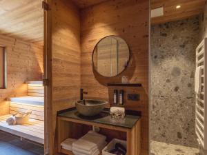 Holiday Home Sennerin by Interhome